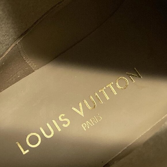 LOUIS VUITTON Aspen Chelsea Boots Beige - Women's Boots 784-021925 - Picture 7 of 10